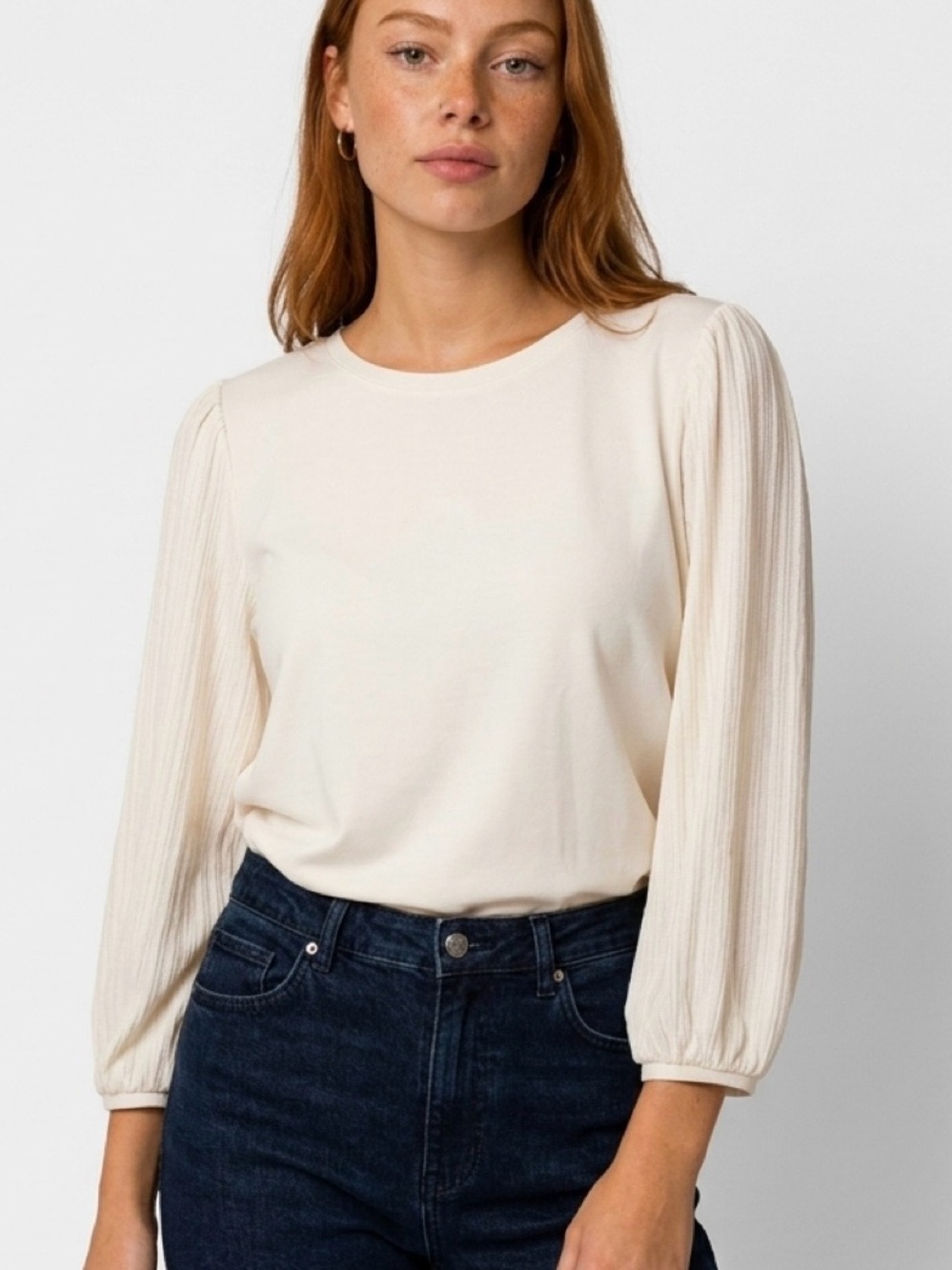 Jones New York Cream Pleated Bishop-Sleeve Crewneck Top